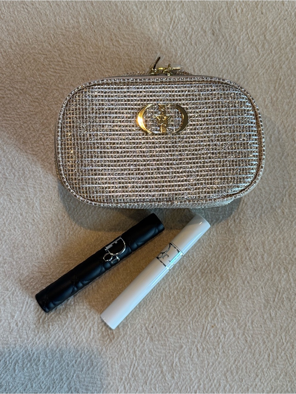 DiorShow volume definition mascara essential set limited edition with clutch